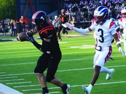 Howland bests rival Niles in opener for third straight year